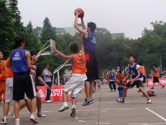 质闻名于